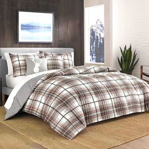 Eddie Bauer Full Comforter Set, Reversible Plaid Bedding with Matching Shams